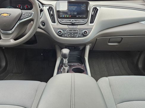 Used 2023 Chevrolet Malibu LT image 10