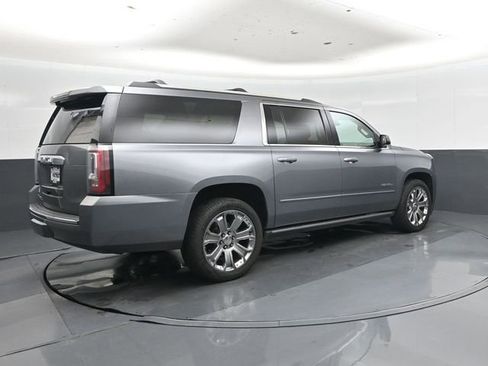 Used 2018 GMC Yukon XL Denali w/ Open Road Package AWD/4WD image 4