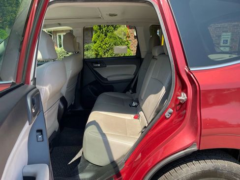 Used 2015 Subaru Forester 2.5i Limited image 36