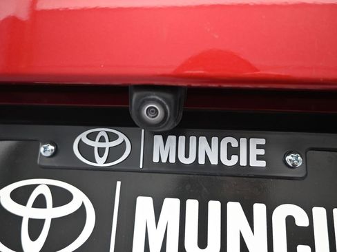 Used 2022 Genesis GV70 3.5T Sport w/ Sport Prestige Package image 48