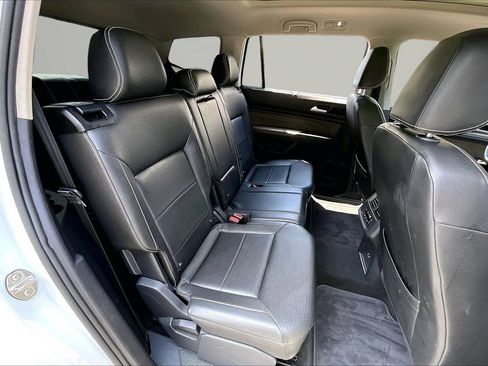 Used 2023 Volkswagen Atlas SE AWD/4WD image 23