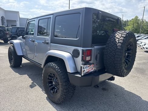 Used 2013 Jeep Wrangler Unlimited Sport AWD/4WD image 5