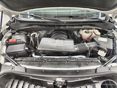 Used 2024 Cadillac Escalade ESV Sport Platinum w/ LPO, ONYX Package image 19