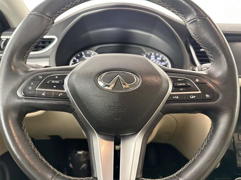 Used 2019 INFINITI QX50 Essential w/ Premium Audio Package image 16