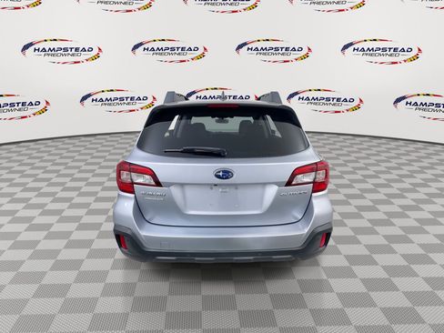 Used 2018 Subaru Outback 2.5i Limited AWD/4WD image 7