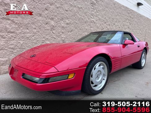 Used 1992 Chevrolet Corvette Coupe RWD image 1