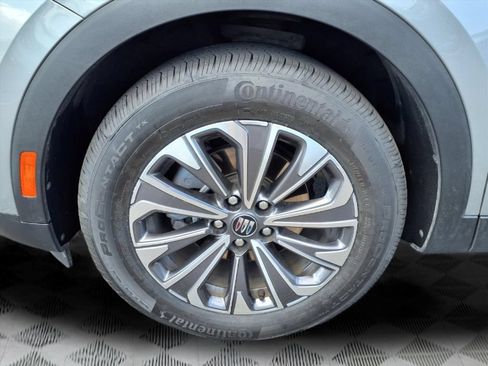 Certified 2025 Buick Envision Preferred AWD/4WD image 9