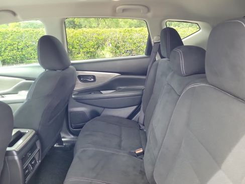Used 2018 Nissan Murano SV FWD image 14