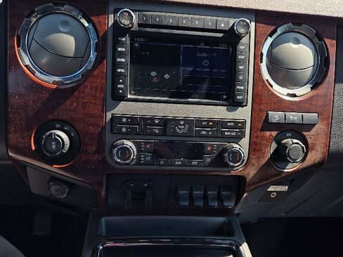 Used 2011 Ford F350 King Ranch w/ King Ranch w/Chrome Pkg image 25