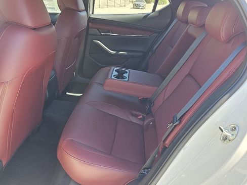 New 2026 MAZDA MAZDA3 Hatchback w/Premium Plus Pkg image 20