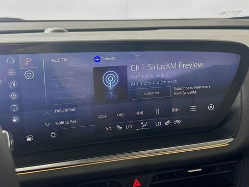 Used 2025 Buick Envision Preferred AWD/4WD image 30