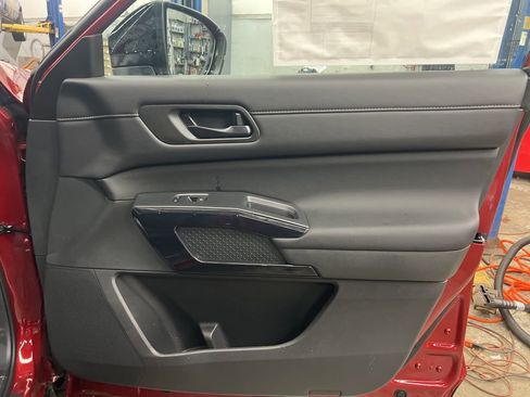 New 2026 Nissan Pathfinder SV image 45