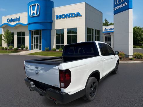 Used 2023 Honda Ridgeline Black Edition image 6
