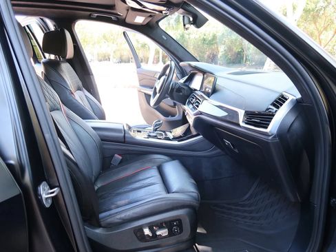 Used 2022 BMW X5 xDrive40i AWD/4WD image 39