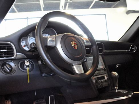 Used 2006 Porsche 911 Carrera S image 28