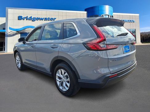 Used 2024 Honda CR-V LX image 4