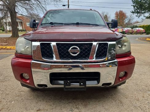 Used 2014 Nissan Titan SV w/ SV Premium Utility Package image 8