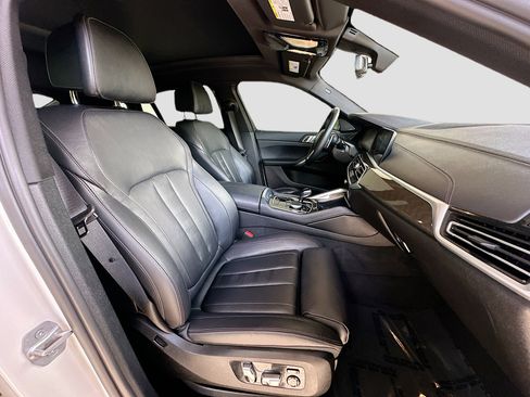 Certified 2022 BMW X6 xDrive40i w/ Premium Package image 30