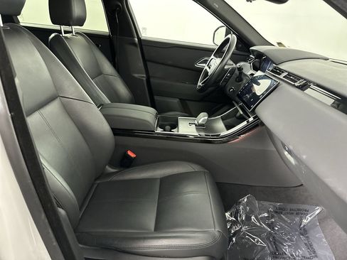 Used 2025 Land Rover Range Rover Velar Dynamic SE AWD/4WD image 17