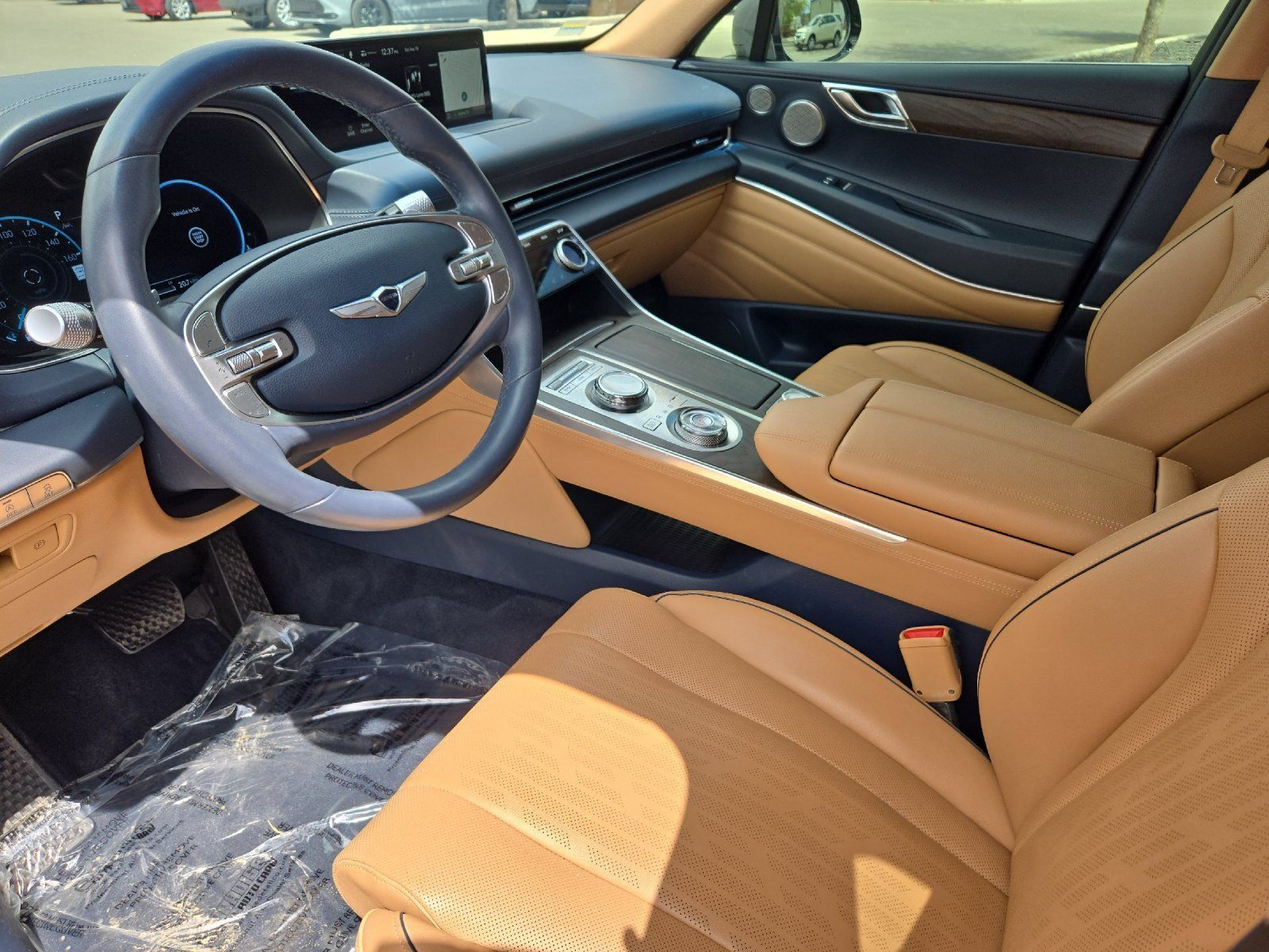 Used 2024 Genesis GV80 2.5T w/ Prestige Package AWD/4WD image 9