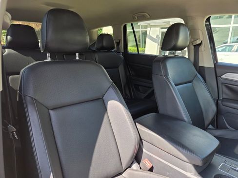 Used 2018 Volkswagen Atlas SE FWD image 28