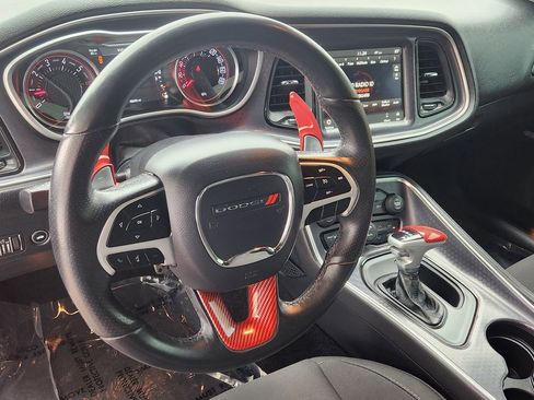 Used 2018 Dodge Challenger R/T Scat Pack RWD image 3