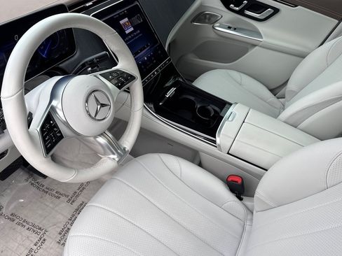 Used 2023 Mercedes-Benz EQE 350+ 4MATIC SUV image 4