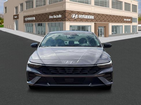 New 2026 Hyundai Elantra SEL Sport Premium image 12