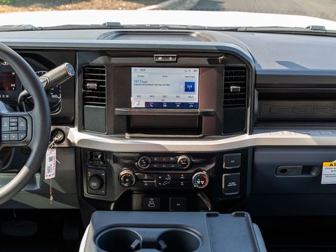 New 2026 Ford F450 XL w/ 360-Degree Camera Package AWD/4WD image 28