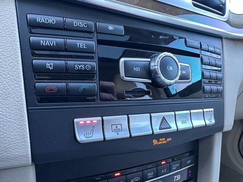 Used 2014 Mercedes-Benz E 350 Sedan image 25