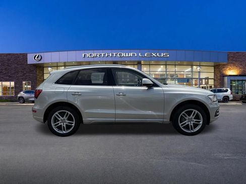 Used 2017 Audi Q5 2.0T Premium Plus w/ Technology Package AWD/4WD image 24
