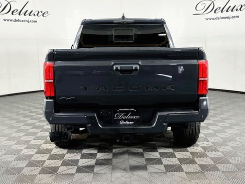 Used 2024 Toyota Tacoma TRD Sport w/ TRD Sport Premium Package AWD/4WD image 5