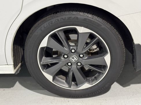 Used 2024 Honda Odyssey Elite image 44