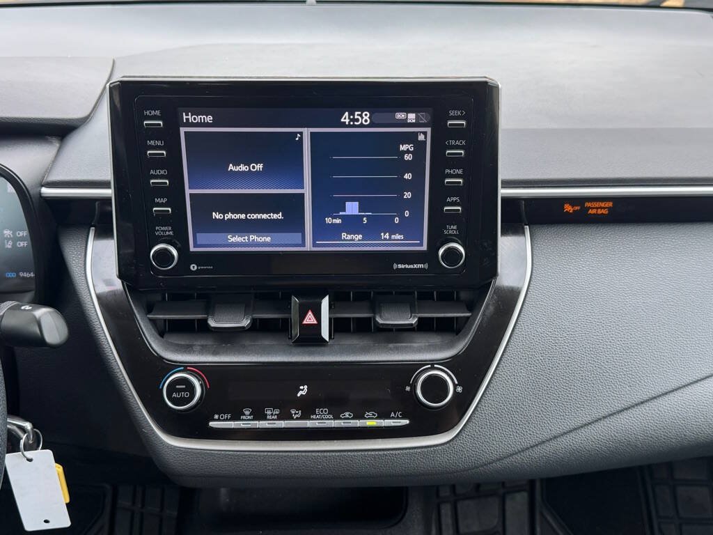 Used 2021 Toyota Corolla LE FWD image 7