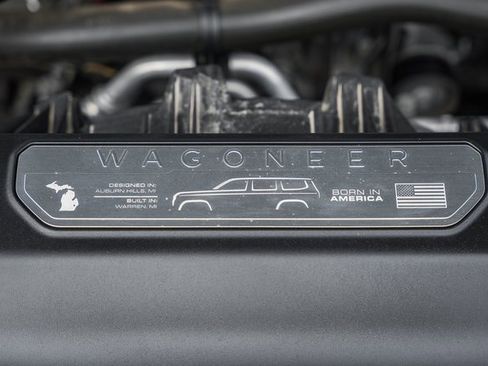 Used 2022 Jeep Wagoneer Series III w/ Premium Group I image 25