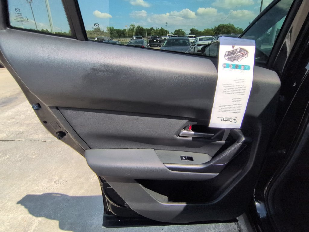 Used 2025 MAZDA CX-50 AWD 2.5 S w/ Premium Package image 26
