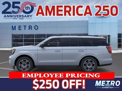 New 2026 Ford Expedition Active AWD/4WD image 4