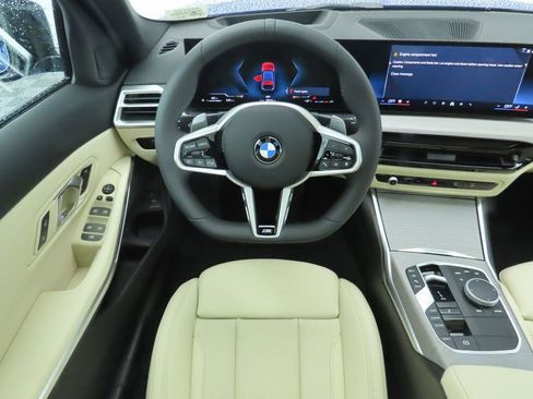 New 2026 BMW 330i Sedan w/ M Sport Package image 10