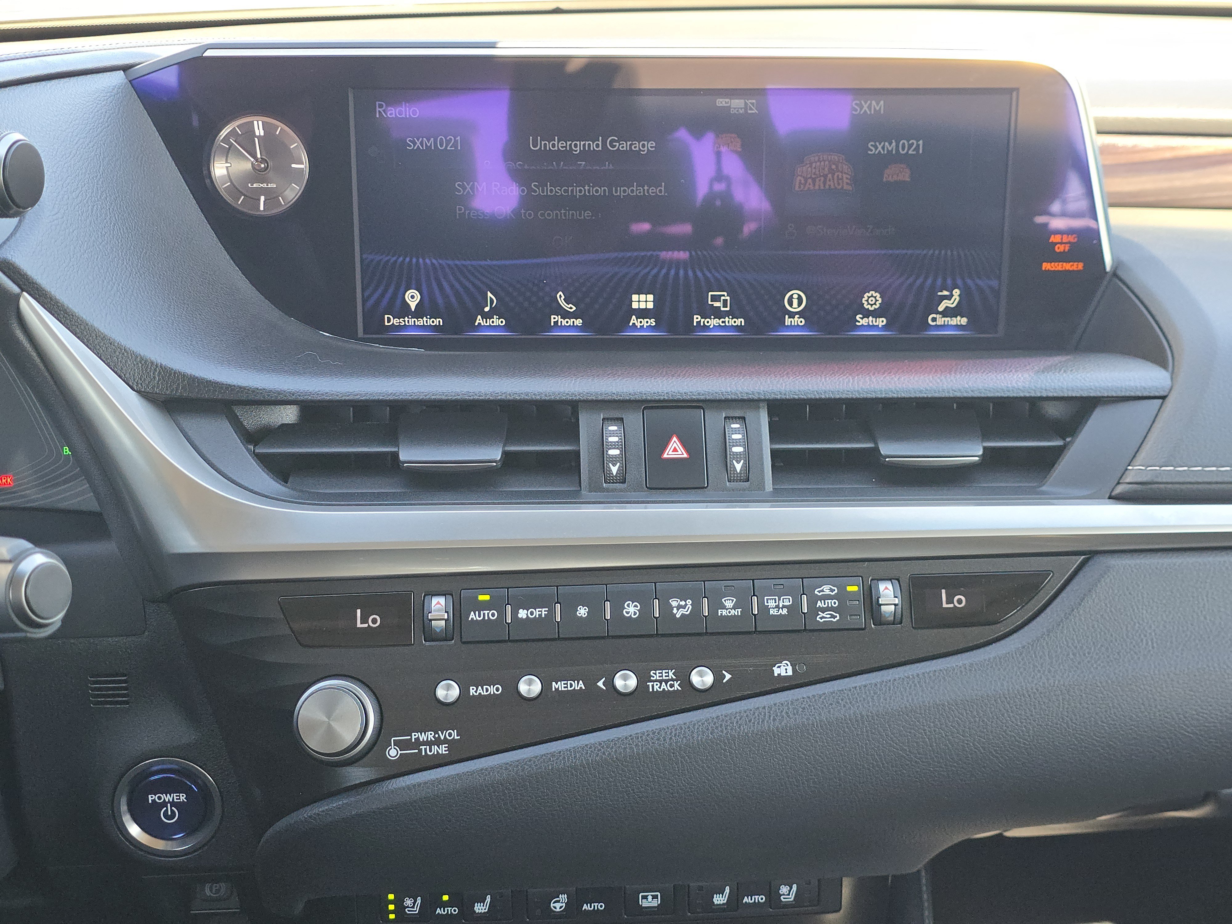 Used 2021 Lexus ES 300h w/ Accessory Package FWD image 26