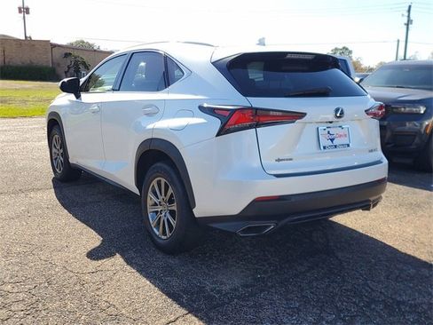 Used 2018 Lexus NX 300 image 4