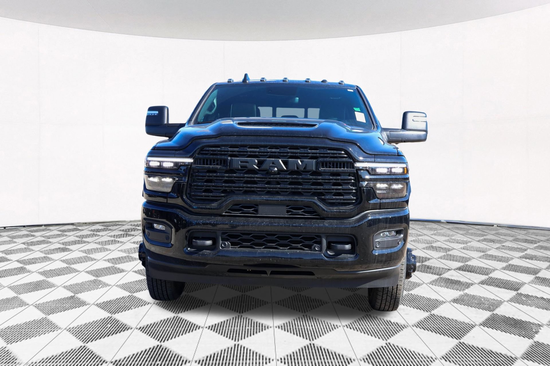 New 2026 RAM 3500 Laramie AWD/4WD image 11