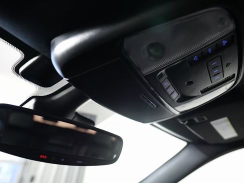 Used 2024 Dodge Durango GT image 32