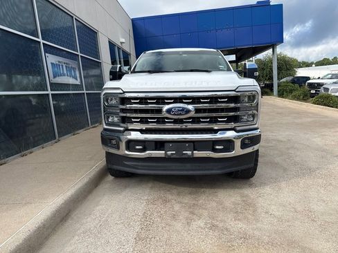 Used 2023 Ford F250 Lariat w/ Lariat Ultimate Package AWD/4WD image 3