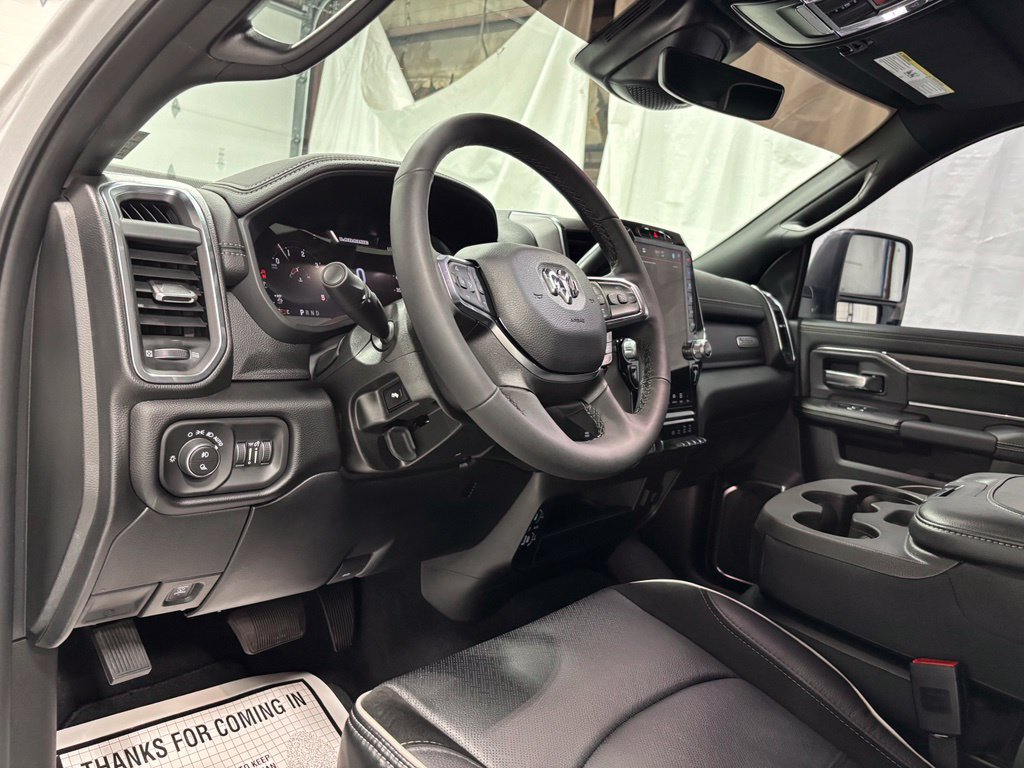 Used 2026 RAM 2500 Laramie AWD/4WD image 15