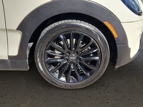 Used 2022 MINI Cooper Clubman S w/ Premium Package image 9