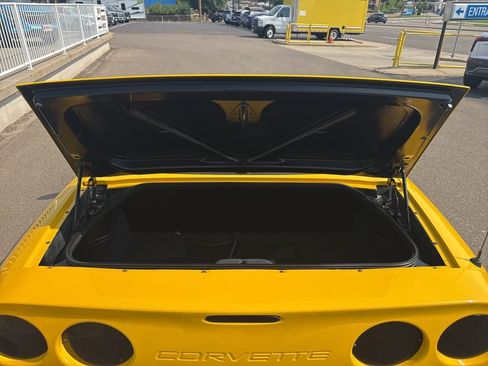 Used 2003 Chevrolet Corvette Z06 w/ Memory Package, 3 Drivers image 21