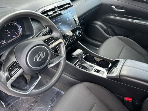 Used 2022 Hyundai Tucson SE image 10