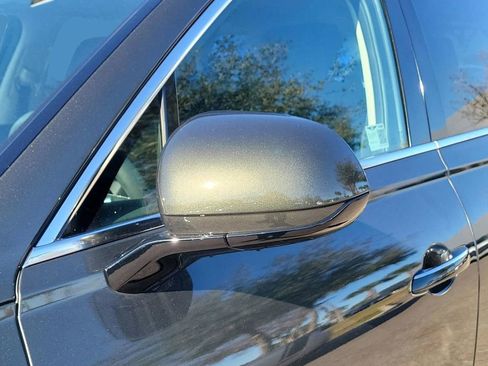 Used 2025 Genesis GV80 2.5T Standard image 11