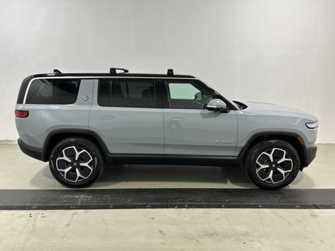 Used 2024 Rivian R1S Adventure AWD/4WD image 6