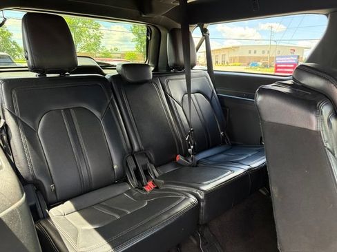 Used 2019 Ford Expedition Max Limited RWD image 27